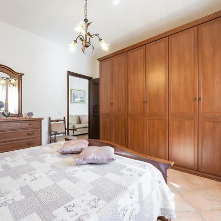 Oliveto * Villa San Pietro