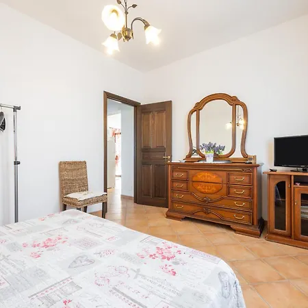 Oliveto Villa